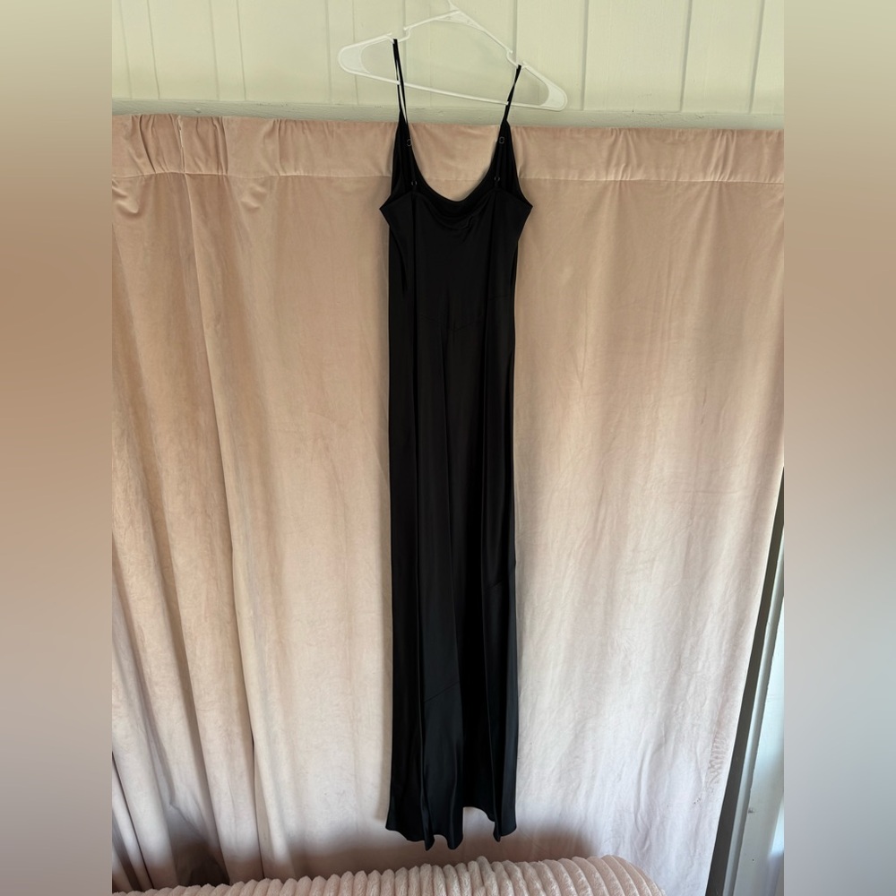 L'AGENCE Charmaine Silk Gown - Picture 8 of 13